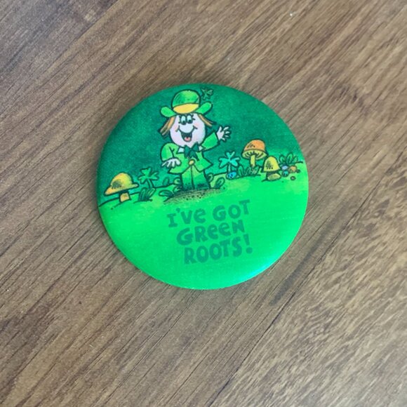 70's Green Roots Irish Pin - Picture 6 of 6
